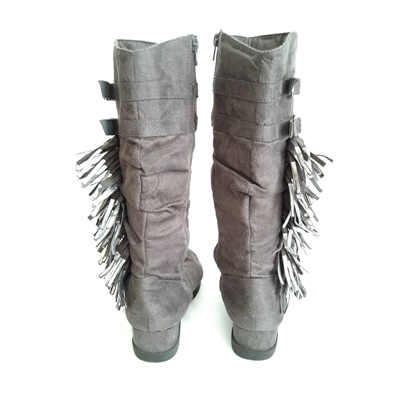 Justice Fringe Wedge Boots, gray, Womens Sz 6 US, RN # 107931 - Picture 3 of 10